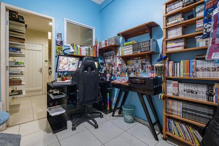 Casa de condomínio à venda com 150m², 3 quartos e 2 vagasEscritório 2