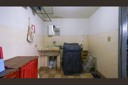 Casa à venda com 120m², 3 quartos e 1 vagaÁrea de Serviço