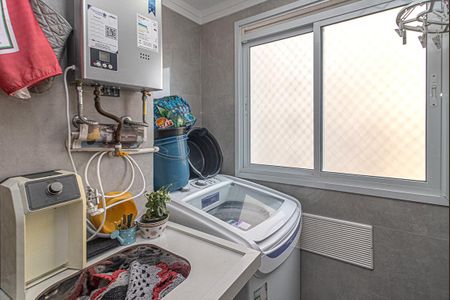Apartamento à venda com 42m², 2 quartos e 1 vaga Apartamento à venda com 42m², 2 quartos e 1 vagaCozinha e Área de Serviço