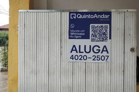 Casa para alugar com 60m², 3 quartos e sem vaga Casa para alugar com 60m², 3 quartos e sem vagaFachada