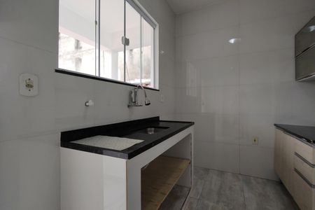 Casa para alugar com 60m², 3 quartos e sem vaga Casa para alugar com 60m², 3 quartos e sem vagaCozinha - Armários
