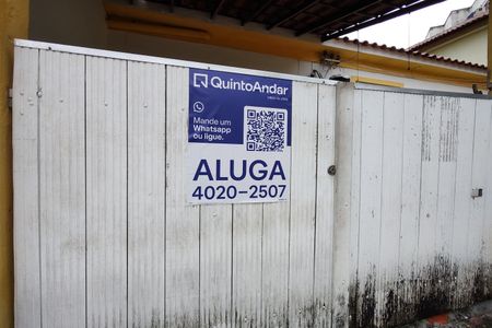 Casa para alugar com 60m², 3 quartos e sem vaga Casa para alugar com 60m², 3 quartos e sem vagaFachada