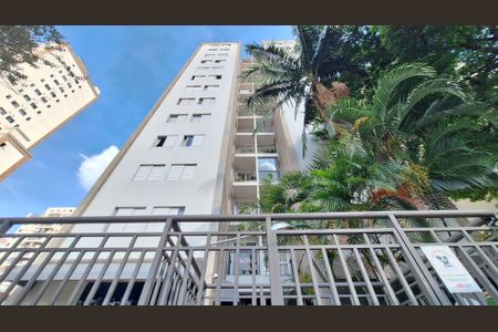 Apartamento para alugar com 68m², 3 quartos e 1 vaga Apartamento para alugar com 68m², 3 quartos e 1 vagaFachada