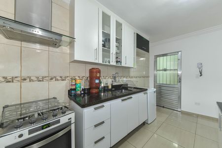 Casa para alugar com 240m², 4 quartos e 2 vagas Casa para alugar com 240m², 4 quartos e 2 vagasCozinha