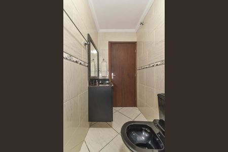 Casa para alugar com 240m², 4 quartos e 2 vagas Casa para alugar com 240m², 4 quartos e 2 vagasBanheiro Social