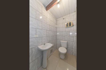 Casa para alugar com 240m², 4 quartos e 2 vagas Casa para alugar com 240m², 4 quartos e 2 vagasÁrea Gourmet - Lavabo