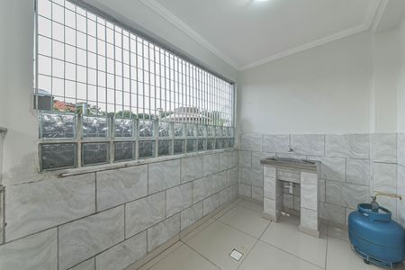 Casa para alugar com 240m², 4 quartos e 2 vagas Casa para alugar com 240m², 4 quartos e 2 vagasLavanderia