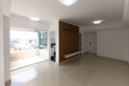 Sala de apartamento para alugar com 2 quartos, 77m² em Vila da Serra, Nova Lima