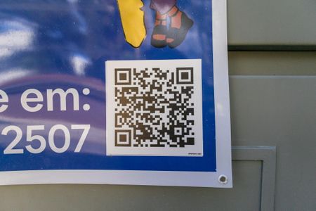 Casa de condomínio para alugar com 350m², 4 quartos e 4 vagasPlaca