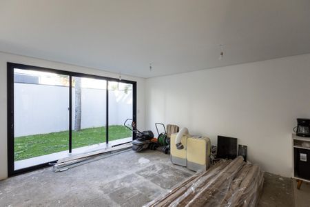 Casa de condomínio para alugar com 350m², 4 quartos e 4 vagasSala