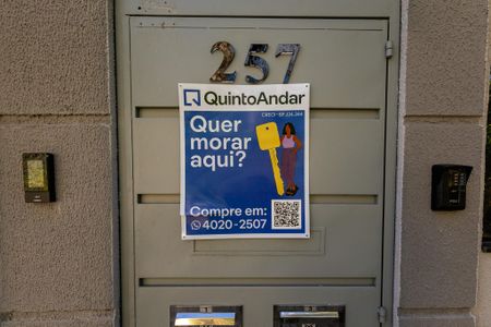 Casa de condomínio para alugar com 350m², 4 quartos e 4 vagasPlaca