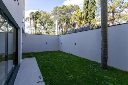 Casa de condomínio para alugar com 350m², 4 quartos e 4 vagasJardim