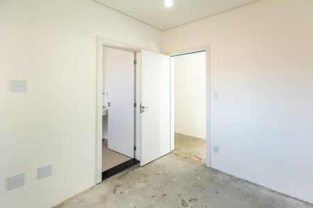 Casa de condomínio para alugar com 350m², 4 quartos e 4 vagasQuarto 3 - 3 Suíte