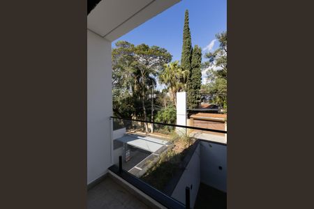 Casa de condomínio para alugar com 350m², 4 quartos e 4 vagasQuarto 1 - 1 Suíte varanda