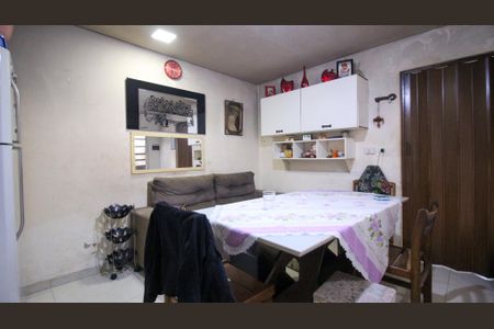 Casa à venda com 180m², 3 quartos e 2 vagas Casa à venda com 180m², 3 quartos e 2 vagasCozinha 2