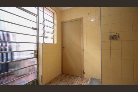 Casa à venda com 180m², 3 quartos e 2 vagas Casa à venda com 180m², 3 quartos e 2 vagasÁrea de Serviço