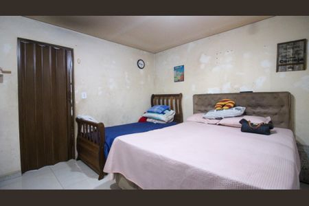 Casa à venda com 180m², 3 quartos e 2 vagas Casa à venda com 180m², 3 quartos e 2 vagasQuarto 3