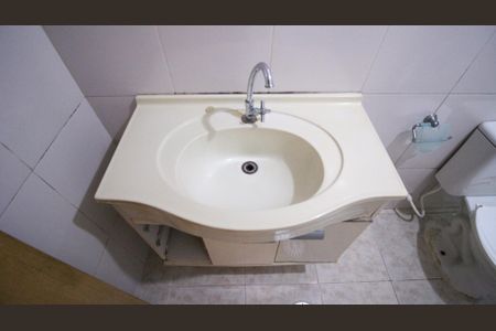 Casa à venda com 180m², 3 quartos e 2 vagas Casa à venda com 180m², 3 quartos e 2 vagasBanheiro