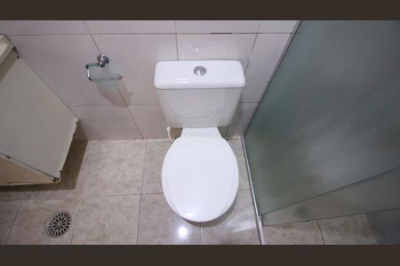 Casa à venda com 180m², 3 quartos e 2 vagas Casa à venda com 180m², 3 quartos e 2 vagasBanheiro