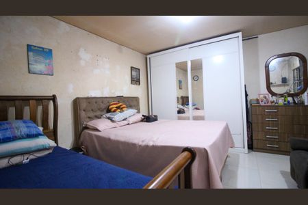 Casa à venda com 180m², 3 quartos e 2 vagas Casa à venda com 180m², 3 quartos e 2 vagasQuarto 3