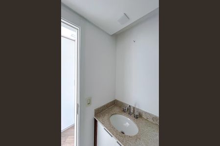 Apartamento à venda com 67m², 2 quartos e 1 vagaBanheiro da Suíte