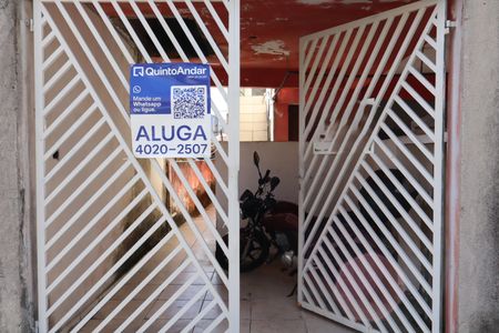 Casa para alugar com 40m², 1 quarto e sem vagaFachada e portão