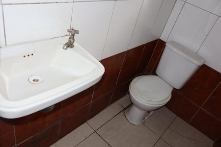 Casa para alugar com 40m², 1 quarto e sem vagaBanheiro