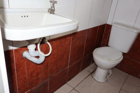 Banheiro de casa para alugar com 1 quarto, 40m² em Vila Alpina, São Paulo