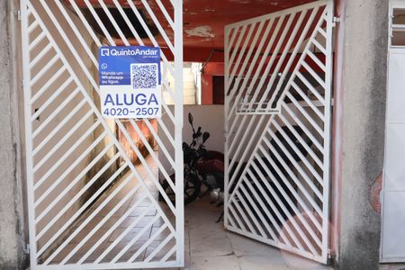 Casa para alugar com 40m², 1 quarto e sem vagaFachada e portão