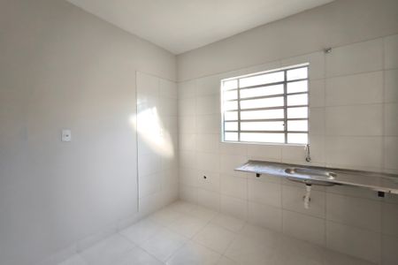 Casa à venda com 148m², 3 quartos e 2 vagas Casa à venda com 148m², 3 quartos e 2 vagasCozinha