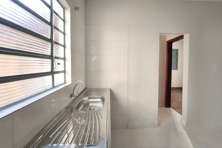 Casa à venda com 148m², 3 quartos e 2 vagas Casa à venda com 148m², 3 quartos e 2 vagasCozinha