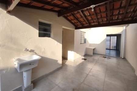 Casa à venda com 148m², 3 quartos e 2 vagas Casa à venda com 148m², 3 quartos e 2 vagasÁrea de Serviço