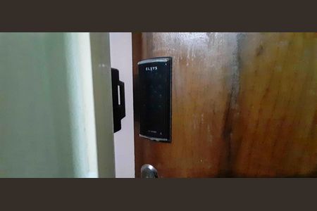Apartamento à venda com 42m², 2 quartos e 1 vaga Apartamento à venda com 42m², 2 quartos e 1 vagaFechadura Eletrônica
