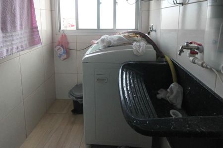 Apartamento para alugar com 64m², 3 quartos e 1 vagaÁrea de Serviço