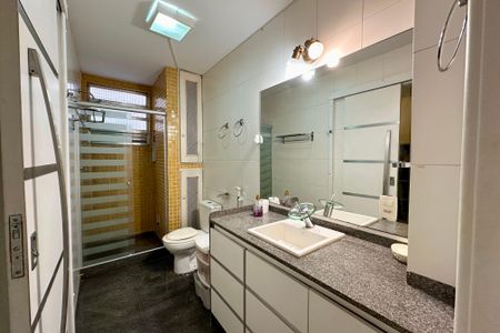 Apartamento à venda com 130m², 3 quartos e 1 vaga