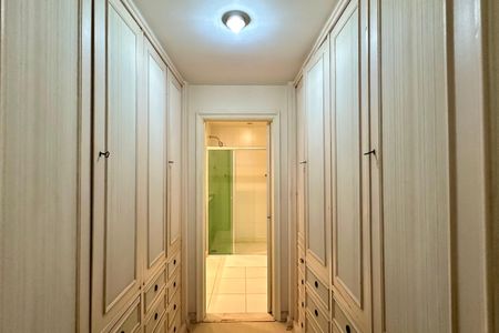 Apartamento à venda com 430m², 4 quartos e 1 vagaSuíte 01