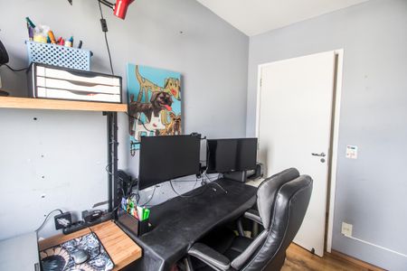 Apartamento à venda com 74m², 3 quartos e 2 vagasQuarto 1