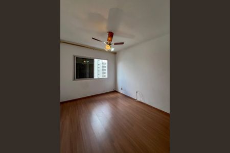 Sala de TV de apartamento para alugar com 3 quartos, 154m² em Aclimação, São Paulo