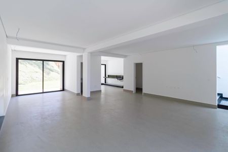 Casa de condomínio à venda com 600m², 3 quartos e 3 vagasSala 1