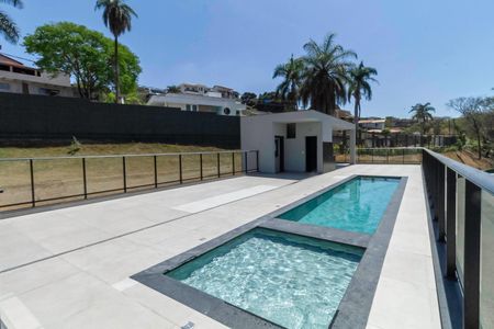 Casa de condomínio à venda com 600m², 3 quartos e 3 vagasÁrea comum - Piscina