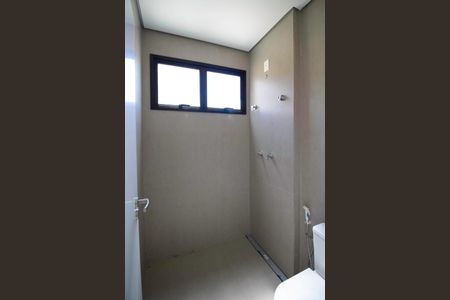 Casa de condomínio à venda com 600m², 3 quartos e 3 vagasBanheiro das Semi Suíte 1 e 2