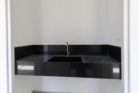 Casa de condomínio à venda com 600m², 3 quartos e 3 vagasBanheiro das Semi Suíte 1 e 2