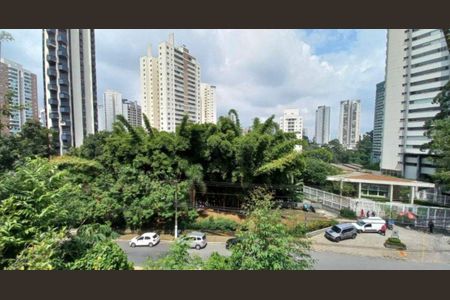 Apartamento à venda com 70m², 3 quartos e 2 vagas Apartamento à venda com 70m², 3 quartos e 2 vagasVista Área de Serviço