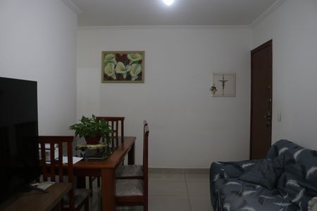 Apartamento à venda com 66m², 2 quartos e 1 vagaSala
