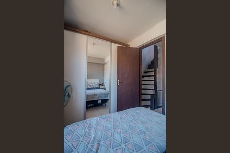 Casa de condomínio à venda com 67m², 3 quartos e 2 vagasQuarto 2