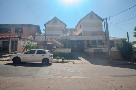 Casa de condomínio à venda com 67m², 3 quartos e 2 vagasFachada