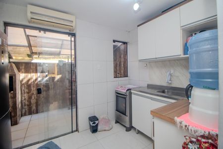 Casa de condomínio à venda com 67m², 3 quartos e 2 vagasCozinha