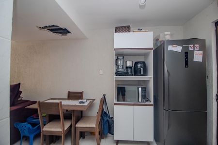 Casa de condomínio à venda com 67m², 3 quartos e 2 vagasCozinha