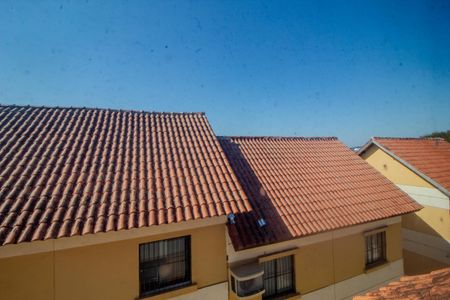 Casa de condomínio à venda com 67m², 3 quartos e 2 vagasVista