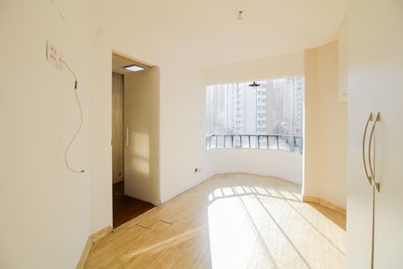 Apartamento à venda com 147m², 3 quartos e 1 vaga Apartamento à venda com 147m², 3 quartos e 1 vagaSuíte 2